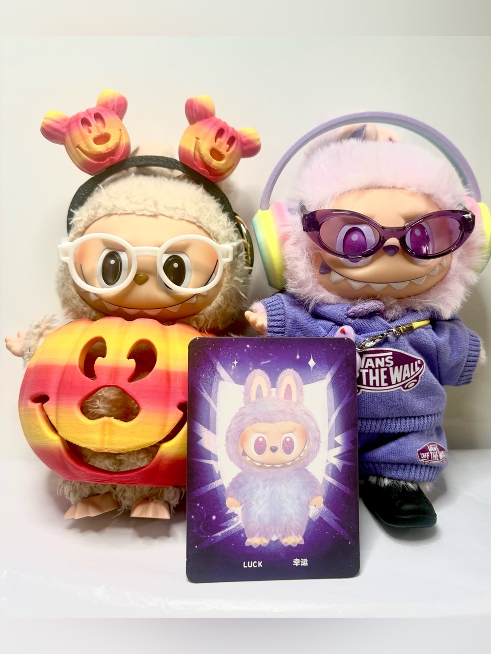 LUCK BIE Labubu in 6 Piece Fit + 3 Piece Halloween Costume! (Doll included).